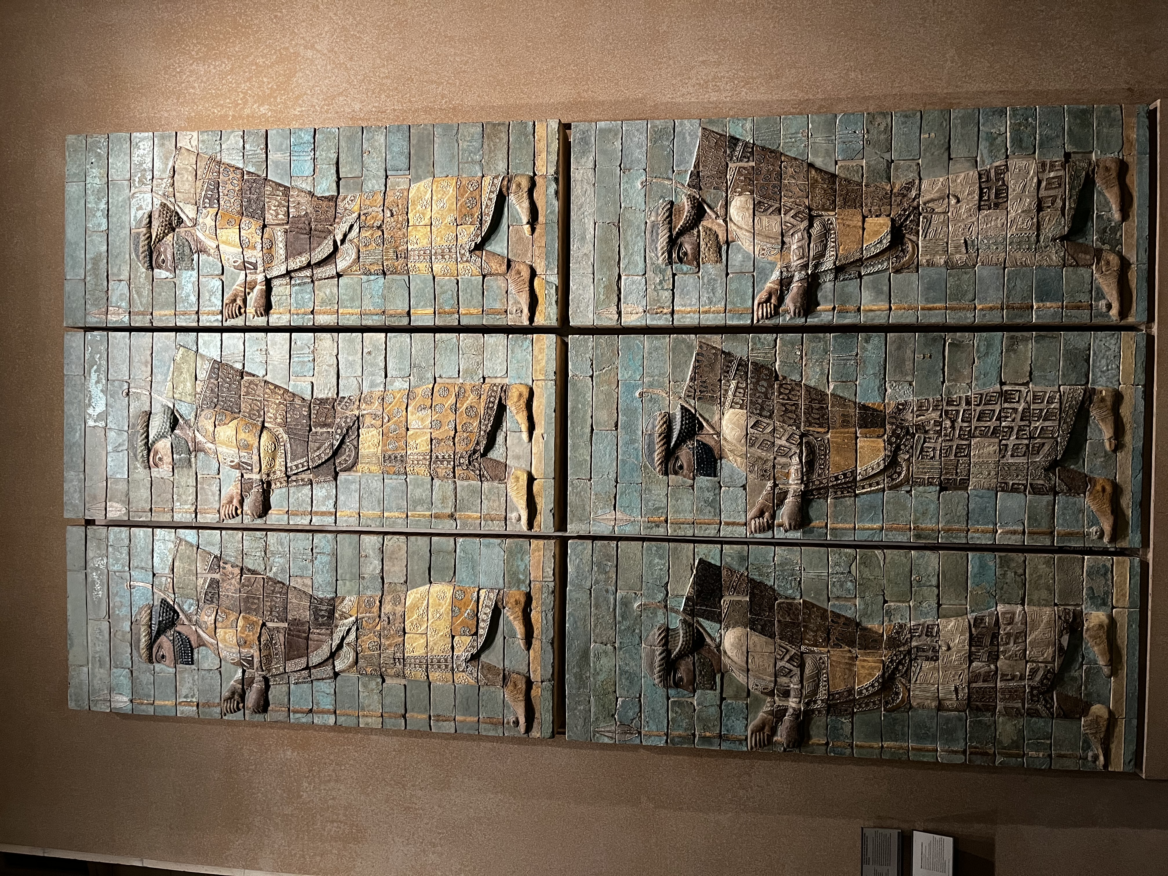 Frieze of Archers from Susa, glazed brick, Musée du Louvre